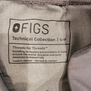 Fig scrubs top XS and bottom small petite